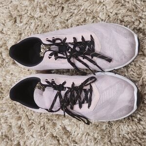 Asics tennis shoes